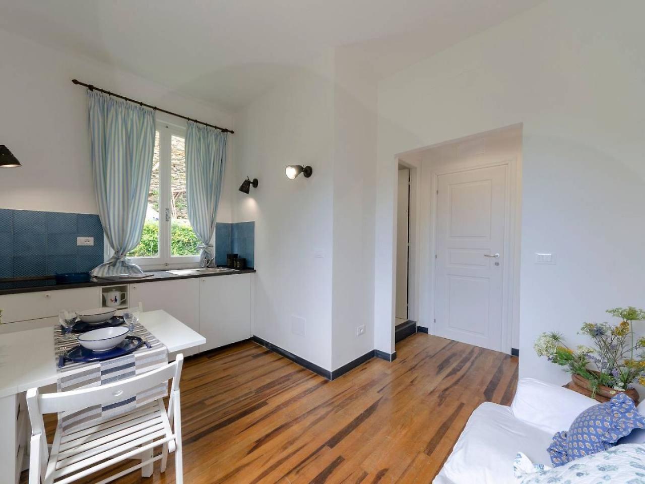 Joivy Lovely Apt For 2, With Terrace And Lovely View Διαμέρισμα Βερνάτσα Εξωτερικό φωτογραφία